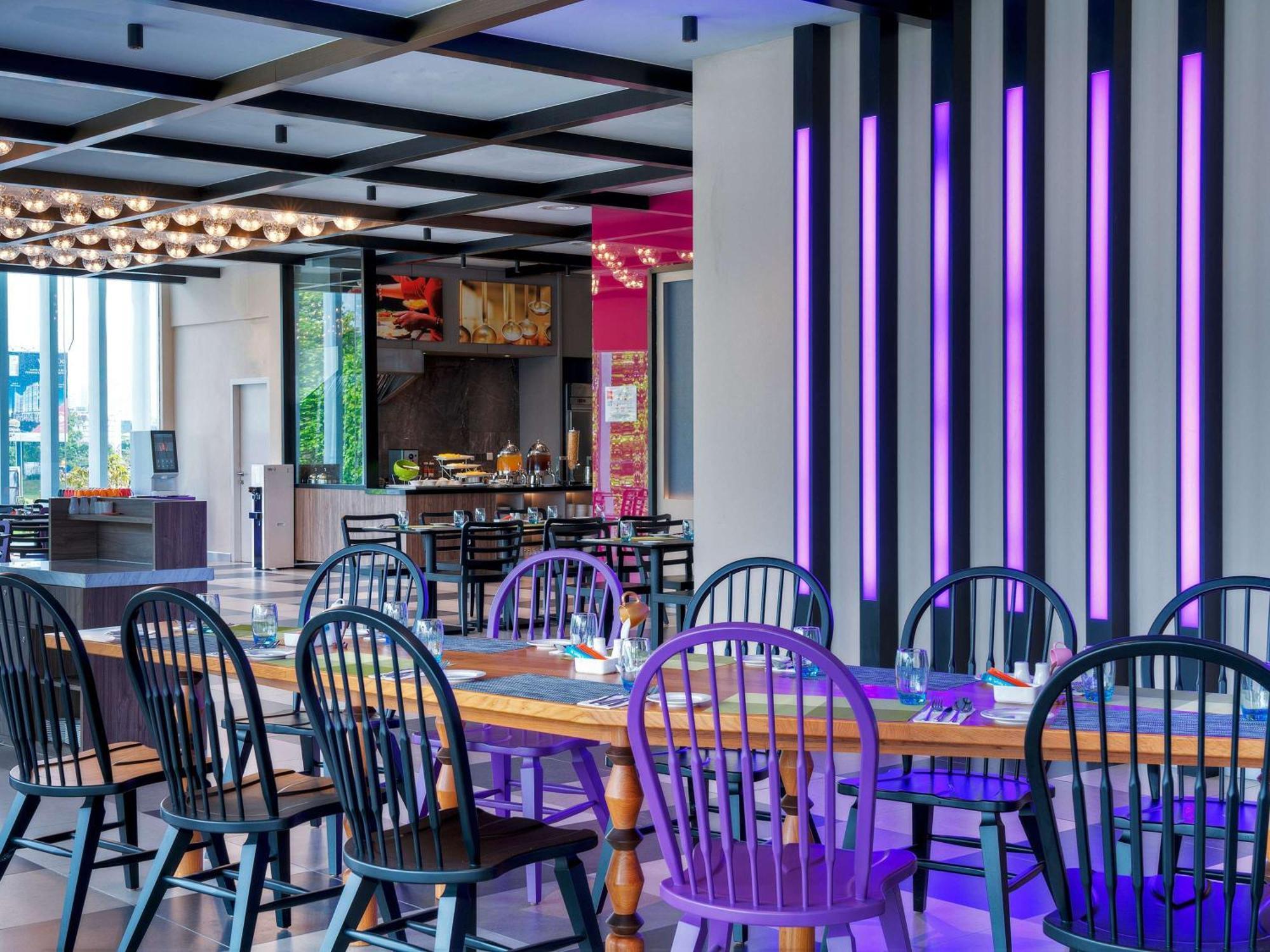 Ibis Pjcc Petaling Jaya Hotel Bagian luar foto